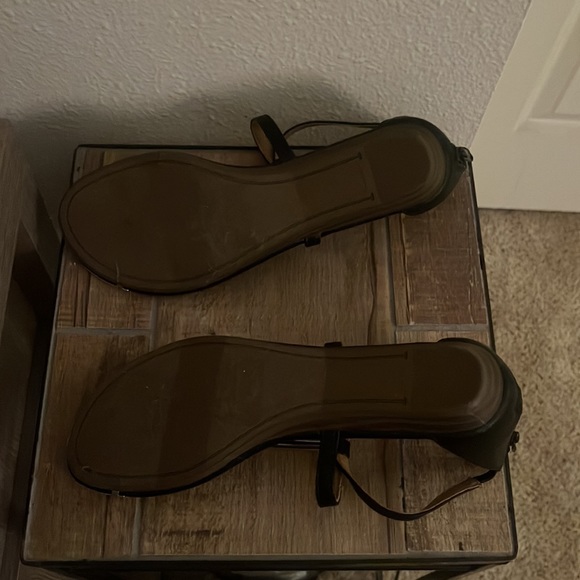 Black Dolce Vita flat gladiator style sandals - Picture 5 of 7